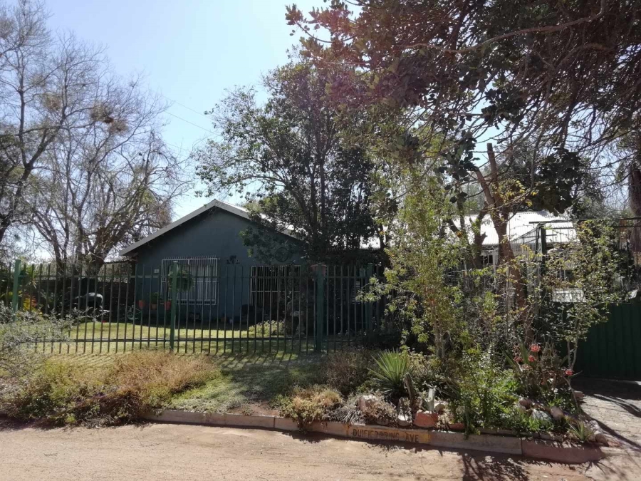 3 Bedroom Property for Sale in Flora Park Northern Cape